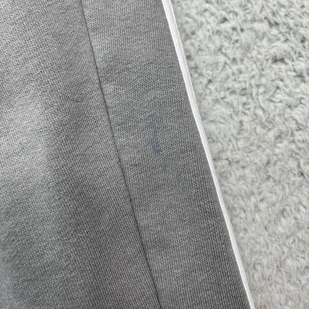 Adidas Essentials Fleece Sweatpants Mens M Gray 3 Stripe Tapered Cuff‎ Joggers